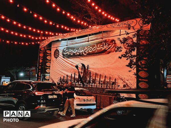 شب‌های نورانی سوگ و همدلی مردمان؛ در گلزار شهدای عباس آباد شهریار