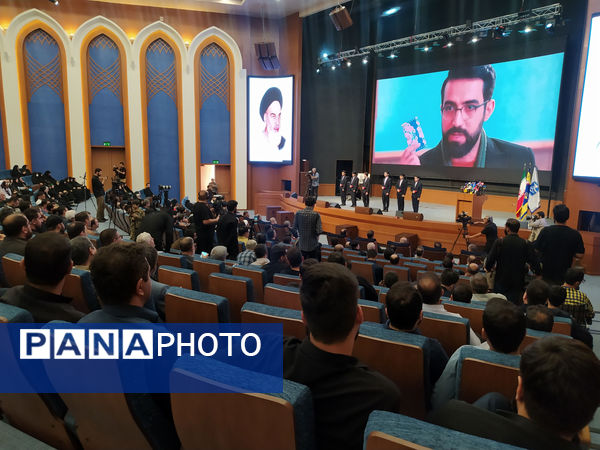 حضور اعضای پانای قم در مراسم روز خبرنگار