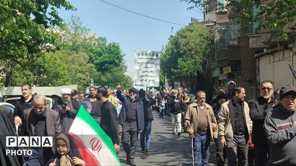 اجتماع مساجد منطقه ۱۰ در ایام شهادت رئیس مکتب شیعه