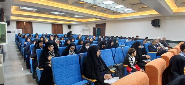 کارگاه تدبر در قرآن کریم با حضور حجت‌الاسلام قدرتی در خرم‌آباد 