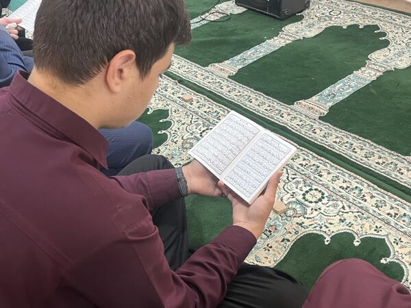مراسم هیات دانش‌آموزی دبیرستان نمونه آیت الله خامنه‌ای کاشمر