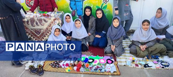  بازارچه مدرسه شهید نجفی فدافن کاشمر