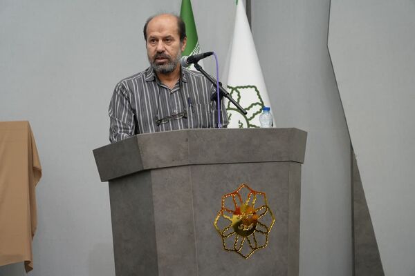 آیین رونمایی از دو اثر فاخر ادبی در شهرداری کهریزک 