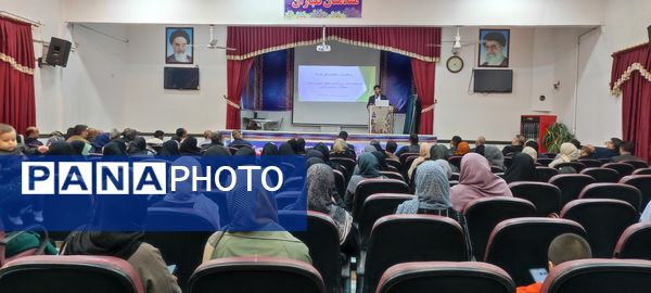 انتخابات انجمن و اولیا و مربیان مدرسه نمونه دولتی فرزانگان شهرستان شیروان 