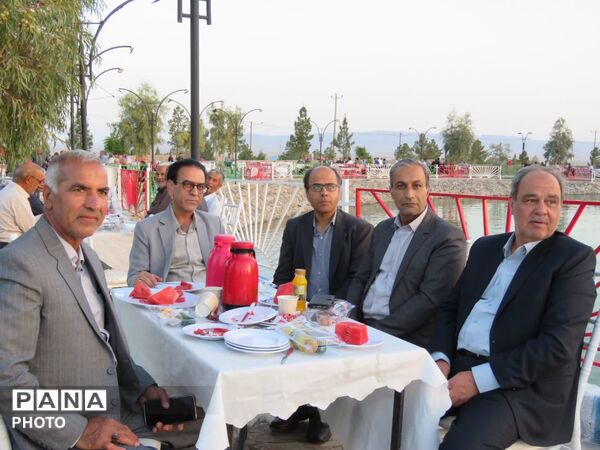همایش «سپاس معلم» در خلیل‌آباد