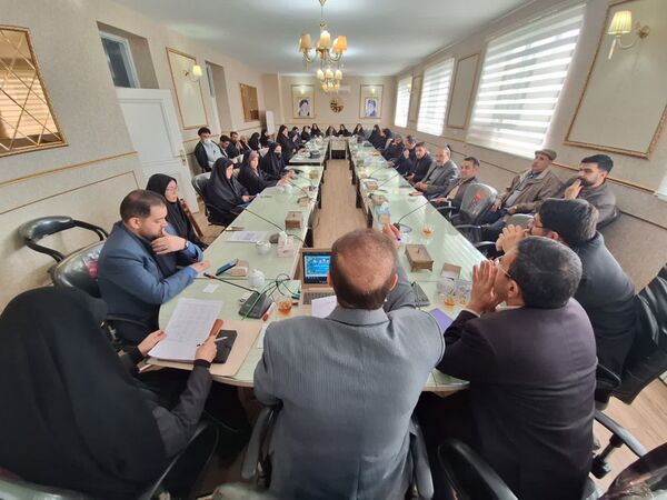 جلسه معاونین پرورشی ناحیه 5 مشهد