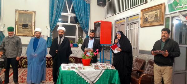 اعتکاف غوطه ور شدن در دریای روشن امید