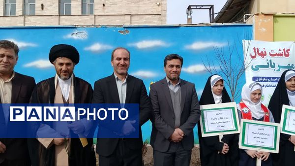 مراسم درخت‌کاری در زنجان