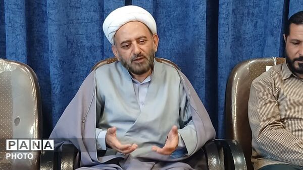تقدیر امام جمعه شهرستان درگزین از خبرنگاران پانا و اعضای هییت مذهبی دانش آموزی