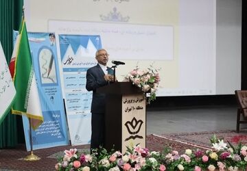 دوره آموزشی «مسیر معلمی»؛ برای توانمند ساختن نو معلمان و نو مربیان برگزار شد