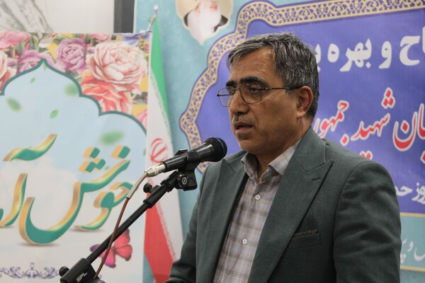 افتتاح استخر شهید رئیسی در شهر دستگرد شهرستان برخوار