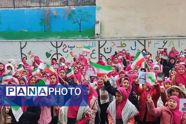 جشن‌ روز غزه در مدارس رودهن 