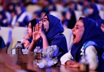 نقدهای کودکانه روی صندلی سینما
