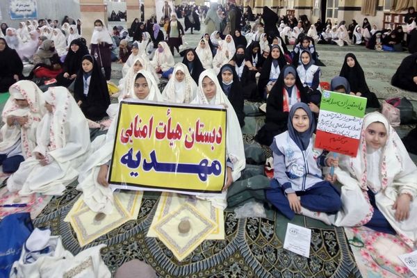 سنگ تمام آموزش و پرورش در نماز جمعه این هفته شهرستان پاکدشت 