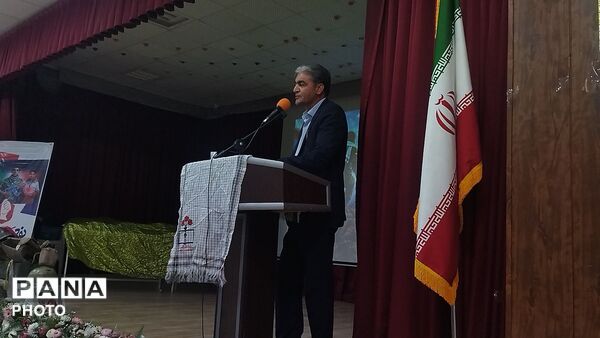 همایش نوجوان مبارز در سالن مهر تابان نیشابور-۱