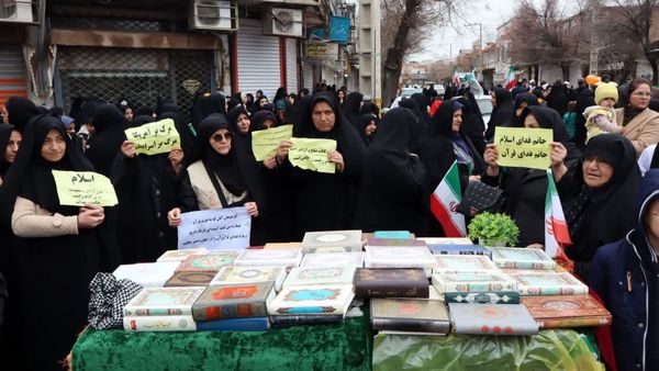 تجلی ایمان و اتحاد در جشن چهل و هفتمین بهار انقلاب