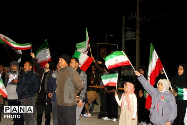 حضور پررنگ کودکان چترودی در تجمع روز جمهوری اسلامی