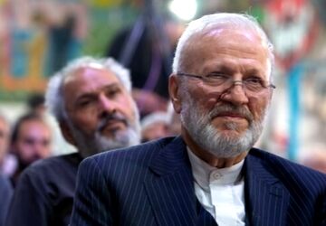 تجهیز به سلاح علم و ایمان؛ تنها راه دانش‌آموزان ایرانی برای پاسخ به جنایت‌های دشمنان است