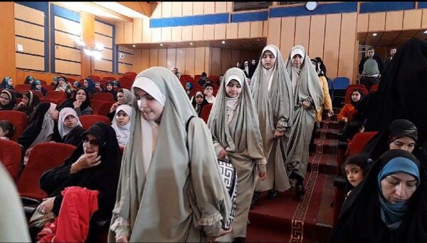 اختتامیه جشنواره سرود فجر در سالن ولایت شهرستان فردیس 
