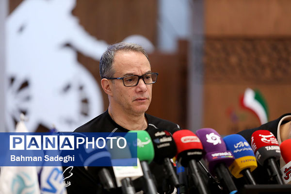 نشست خبری مربی تیم ملی والیبال