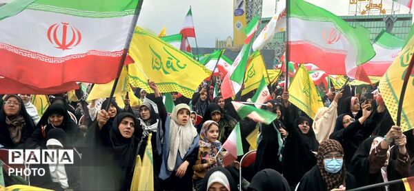 برگزاری روز دختر در میدان امام حسین(ع)