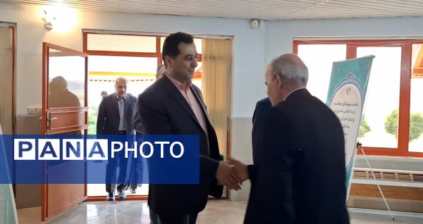 اجلاس رؤسای نواحی و مناطق آموزش و پرورش استان اصفهان در شهرستان چادگان