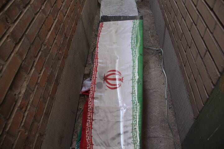 بازدید دانش‌آموزان مدارس قیامدشت و مسئولین شهری از نمایشگاه دفاع مقدس حوزه های مقاومت بسیج شهر قیامدشت