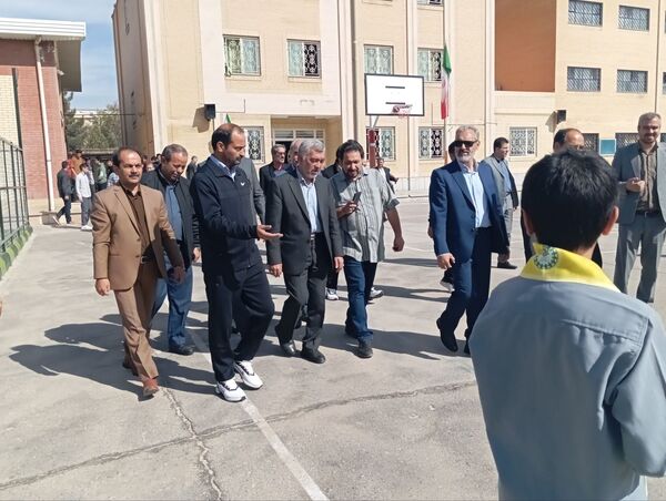 آئین افتتاح چمن مصنوعی سمپاد آموزشگاه شهید بهشتی نیشابور