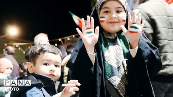 پویش جبهه مردمی با شور دانش‌آموزی در تجمعات شبانه بناب