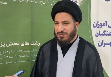 گسترش فرهنگ قرآنی در میان جامعه فرهنگیان به شدت قابل اهمیت است