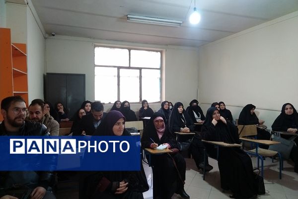 تشکیل کارگاه آموزش  تشکیلاتی، مهارتی و معرفتی  پیشتازان ، ویژه مربیان و دانش آموزان  پیشتاز 