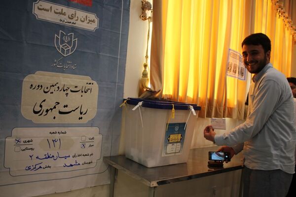 اتاق کنترل وضعیت ستاد انتخابات شهر مشهد