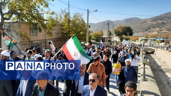 گرامیداشت یوم‌الله ۱۳ آبان در شهر سی‌سخت با حضور پرشور مردم 