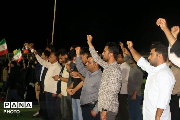 قرار خستگی‌ناپذیر مردم فهرج در میدان دفاع ملی