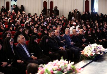 حضور رئیس‌جمهور پزشکیان در سومین آیین «امین ایران»
