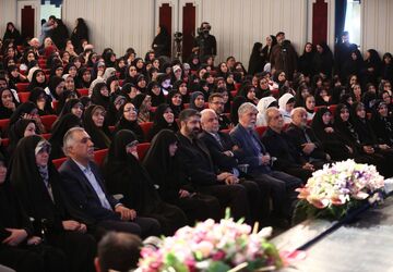حضور رئیس‌جمهور پزشکیان در سومین آیین «امین ایران»