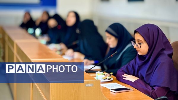 برگزاری دوازدهمین دوره‌ انتخابات مجلس دانش‌آموزی استان مرکزی در بخش دختران