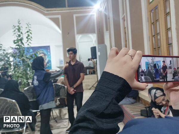 گرامی‌داشت روز شعر و ادب فارسی؛ از شهریار تا شاعران امروز