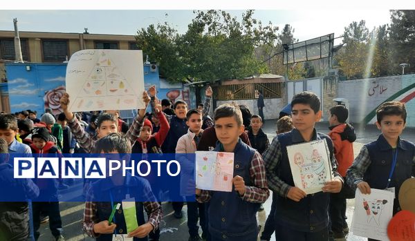 افتتاحیه سفیران سلامت در دبستان سرافراز ناحیه۷ مشهد 