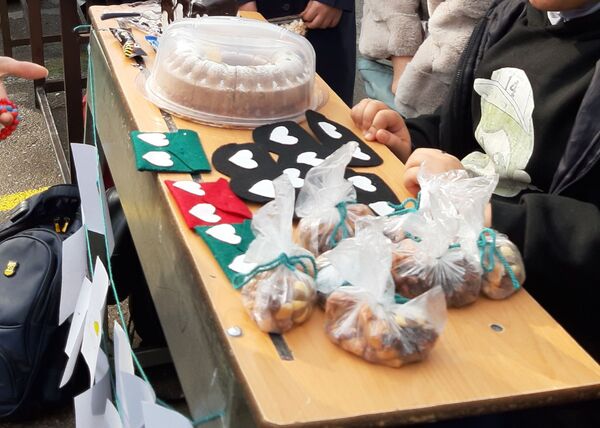 برپایی بازارچه نوروزی در دبستان شهید عباسی مشهد