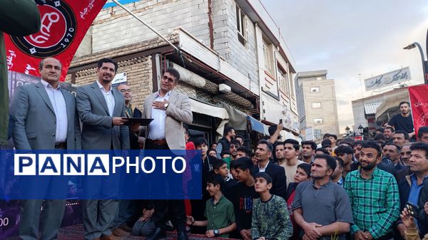 ملکان در پرتو هنر و معنویت؛ جشن میلاد امام رضا (ع) در بازار نوسازی شده