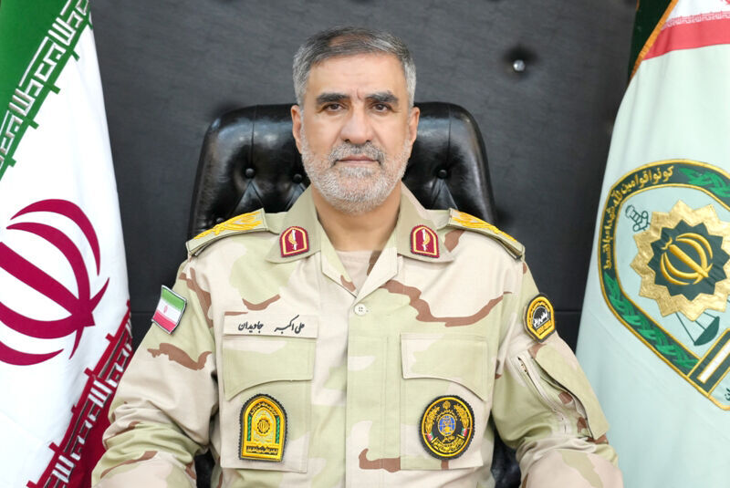 فرمانده مرزبانی فراجا از کشف ۱۶۵ قبضه سلاح جنگی در سطح مرزها خبر داد