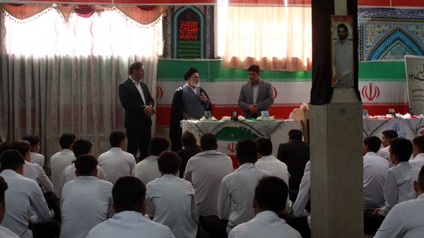 آیین مِهر با مُهر با بازگشایی مدارس در بهارستان‌2