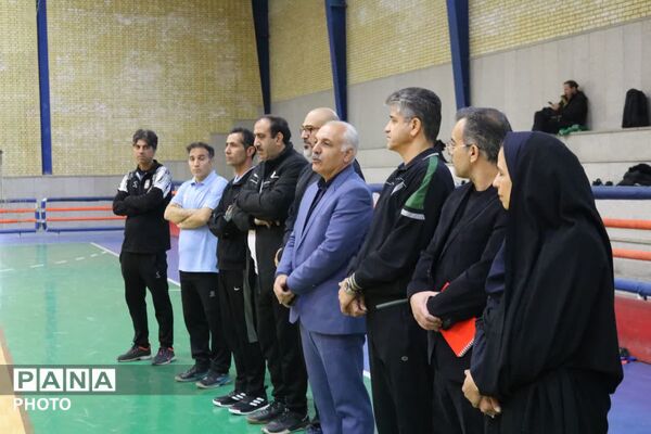 آغاز اردوی انتخابی تیم ملی هندبال دانش‌آموزی پسران در اصفهان