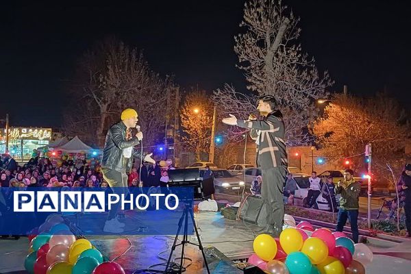 جشن خیابانی و هئیت هفتگی دختران دبیرستان شهید رستمرودی به مناسبت ولادت حضرت رقیه(س) 