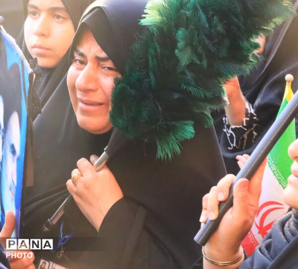 قاب هایی از یک بدرقه آسمانی ماندگار 