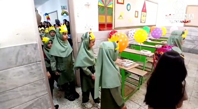 برگزاری جشن شکوفه ها در دبستان محدثه قم