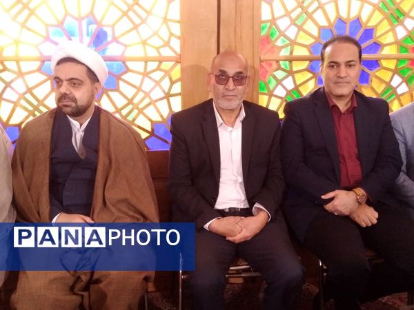 بزرگترین محفل دانش‌آموزی انس با قرآن در شهر یزد 