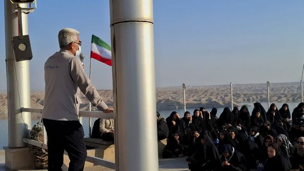 حس و حال دختران دانش‌آموز قم در اردوی راهیان نور