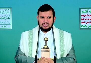 رهبر انصارالله: محاصره و کشتار در غزه، جنایتی وحشیانه با حمایت آمریکا است
